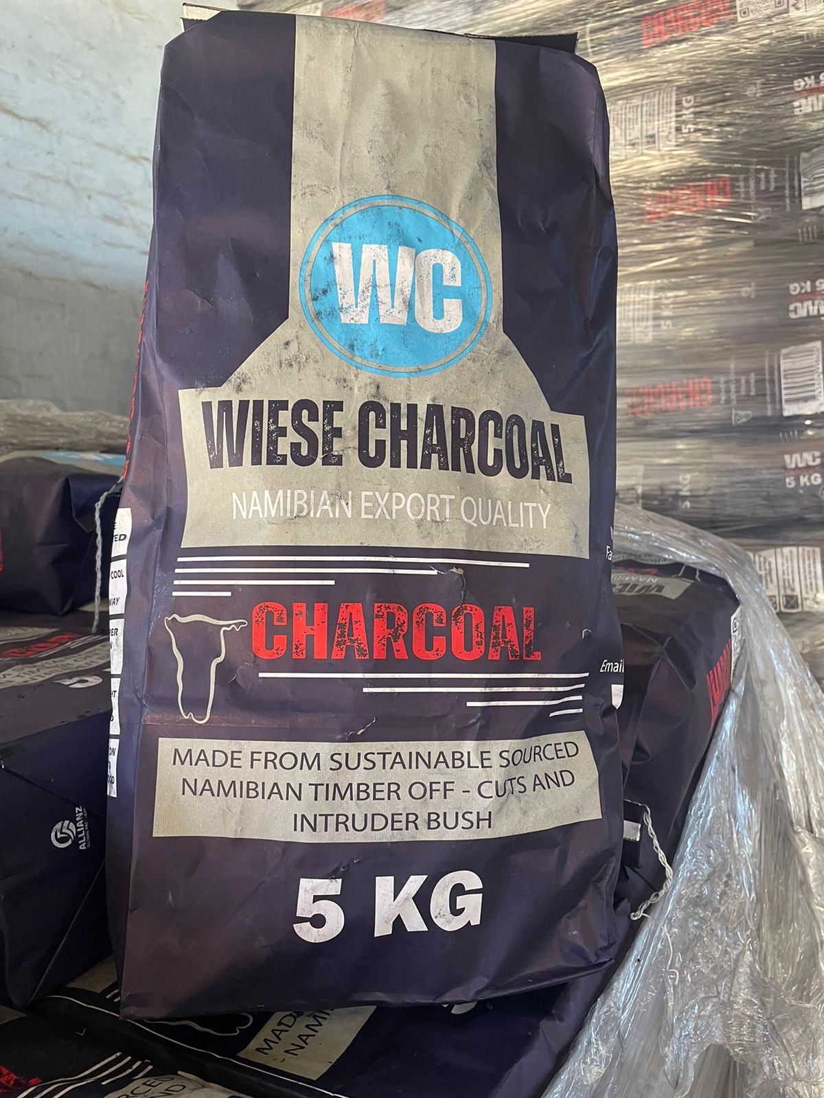 Wiese Charcoal